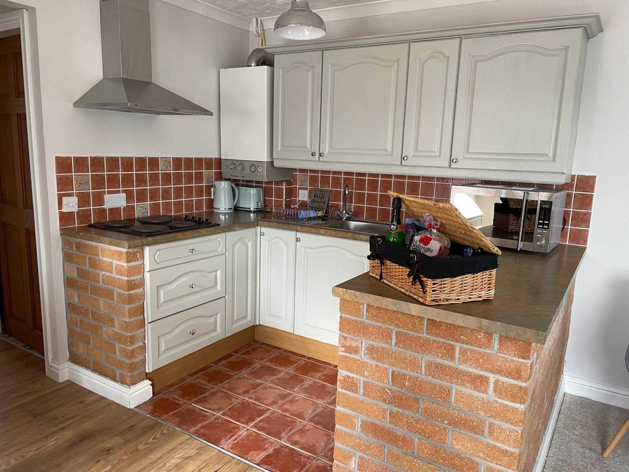 The Cwtch - A Self Contained One Bedroom Annex Pwllheli Bagian luar foto