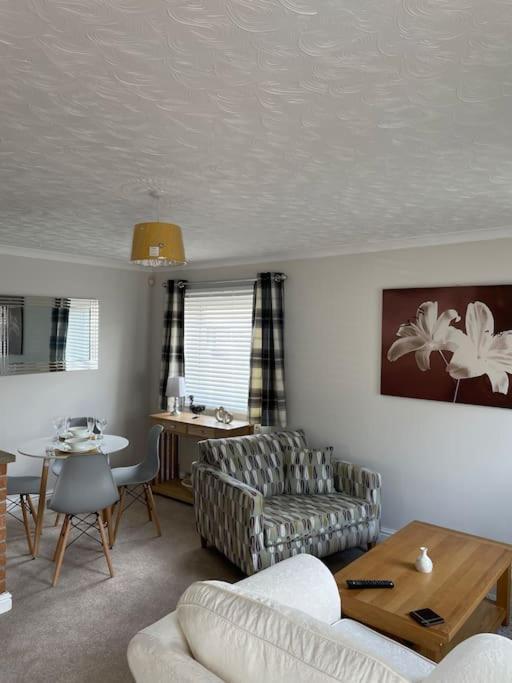 The Cwtch - A Self Contained One Bedroom Annex Pwllheli Bagian luar foto